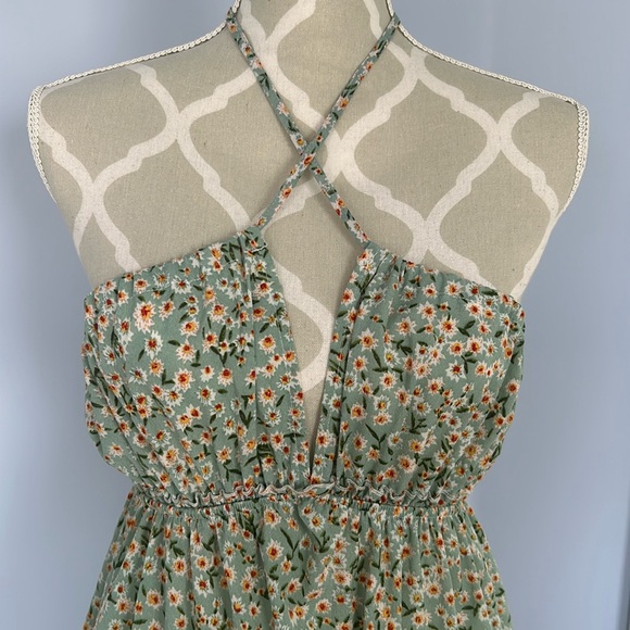🌻4/$20 Shein Light Green Floral Print Mini Sundress Adjustable Tie V-Neck Size 4 - Picture 2 of 14